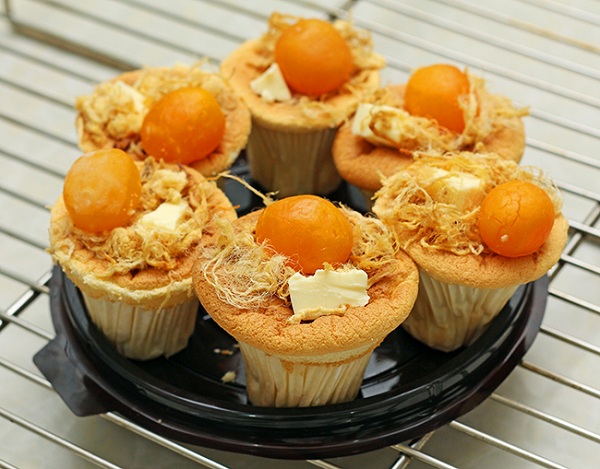 banh-bong-lan-trung-muoi